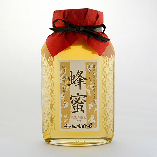鹿児島県産れんげ蜂蜜800g 九州で採れたレンゲのハチミツです。